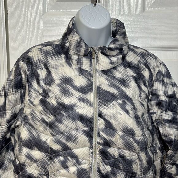 Athleta Altitude Lightweight Goose Down Puffer Jacket Size L - Picture 2 of 10